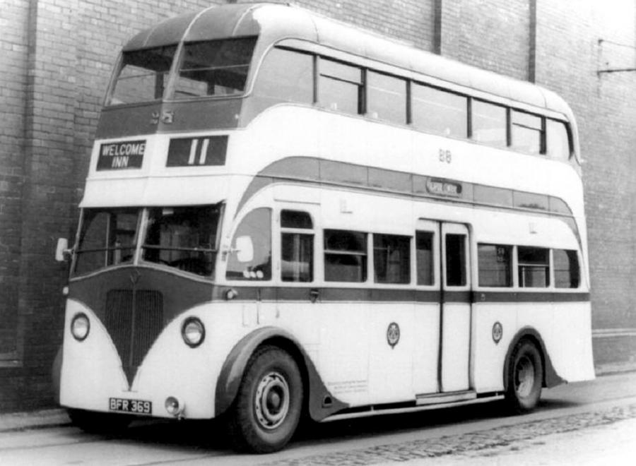  Leyland Titan TD5 Burlingham (FH25/23C) 1940 года  (фото 1 из 4)